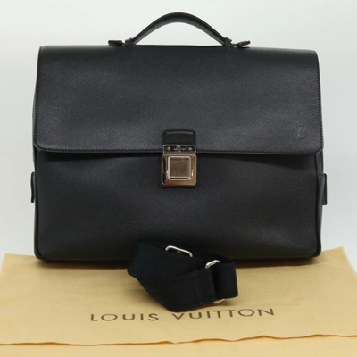 Pre-owned Louis Vuitton Vasili Black Leather Shoulder Bag ()