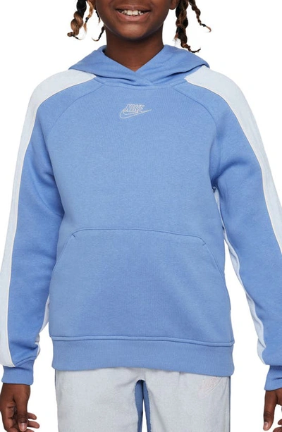 Sportswear colorblocked hotsell fleece sweatshirt