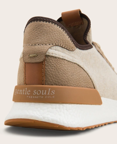 Shop Gentle Souls - The Laurence Stretch Lightweight Jogger In Taupe