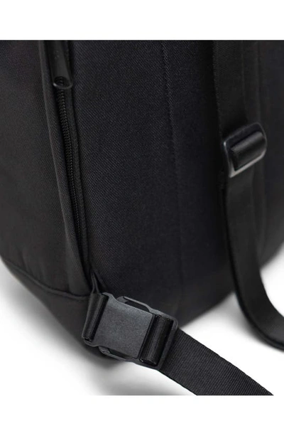 Herschel Supply Co Retreat Sling Bag In Black