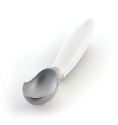 Cuisipro Ice Cream Scoop In White