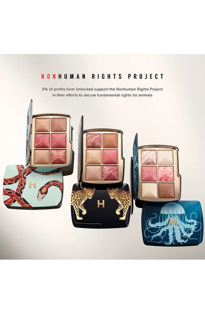 HOURGLASS AMBIENT® LIGHTING EDIT UNLOCKED: JELLYFISH 