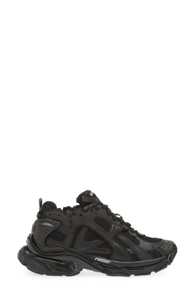 Balenciaga Futuristic Black Sneakers With Textured Overlays And Chunky Sole In Black