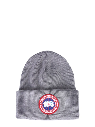 Shop Canada Goose Knitted Hat In Grigio