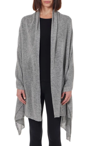 Stewart Of Scotland Cashmere Featherweight Scarf In Grey