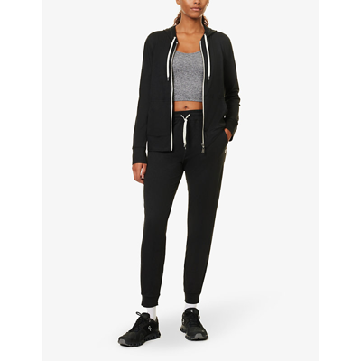 Vuori Womens Black Heather Performance Tapered-leg Stretch-recycled Polyester Jogging Bottoms In Black Heather