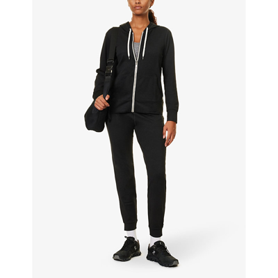 Shop Vuori Womens Black Heather Halo Zip-up Stretch Recycled-polyester Hoody