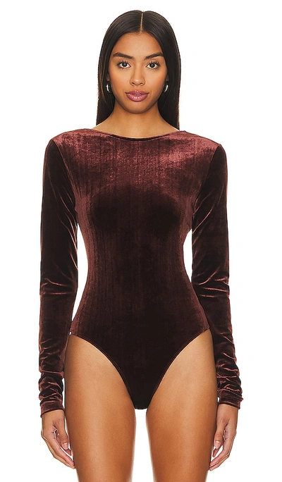 Agolde Corrin Scoop Back Bodysuit In Chocolate Milk