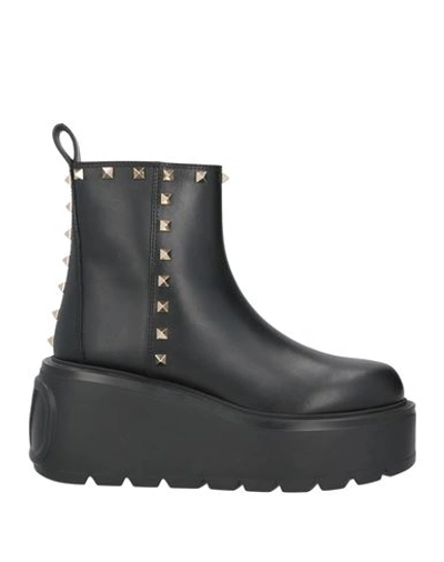 Valentino Uniqueform Rockstud Leather Chelsea Platform Booties In Black