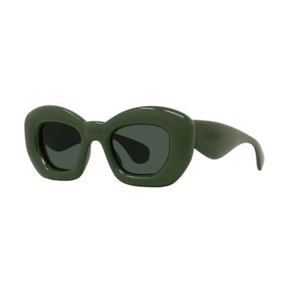 Shop Loewe Lw40117i 96n Sunglasses In Verde