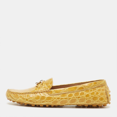Pre-owned Ferragamo Yellow Crocodile Vera Loafers Size 40.5