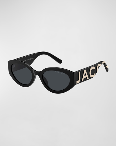 Shop Marc Jacobs Embossed Logo Acetate Oval Sunglasses In Blck Whte