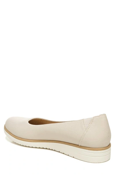 Soul Naturalizer Idea Womens Padded Insole Slip On Ballet Flats In Porcelain