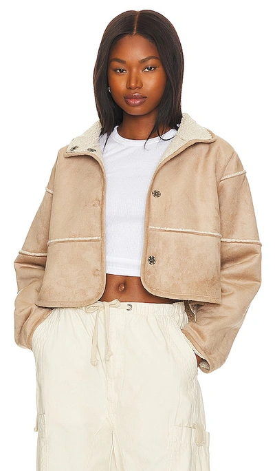 Velvet By Graham & Spencer Kelly Reversible Sherpa Jacket In Tan