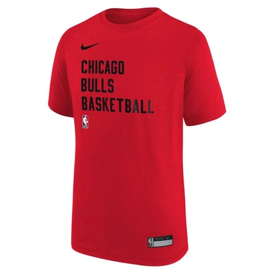 Shop Nike Youth  Red Chicago Bulls Essential Practice T-shirt