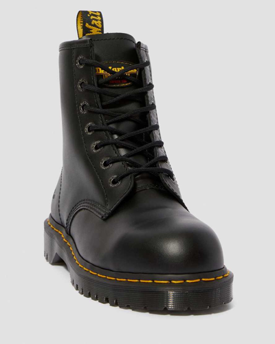 Dr. Martens 47 Inch Round Shoe Laces (6-7 Eye) In Black