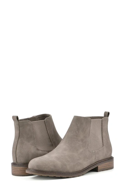 White Mountain Footwear Caching Chelsea Boot In Taupe/ Smooth