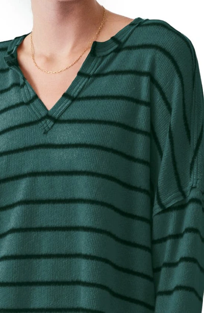 Blu Pepper Stripe V-neck Sweater In Hunter Green
