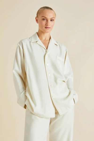 Shop Olivia Von Halle Vanderbilt Aspen Ivory Pyjamas In Cashmere