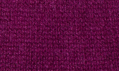 Shop Stewart Of Scotland Cashmere Two-tone Knit Gloves In Purple/ Pink