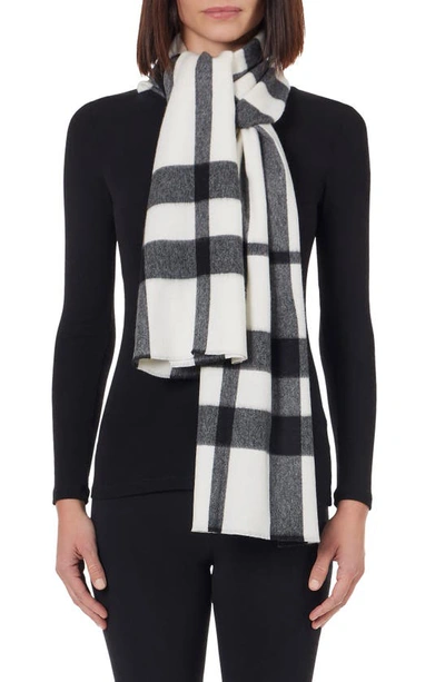 Stewart Of Scotland Cashmere Exploded Plaid Scarf In White