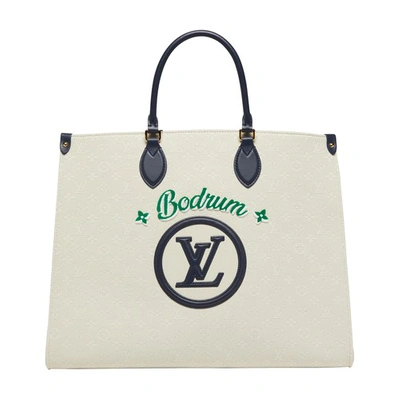 Shop Louis Vuitton Onthego Gm Tote In Multicolor