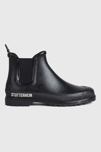 Shop Stutterheim Chelsea Rainwalker In Black