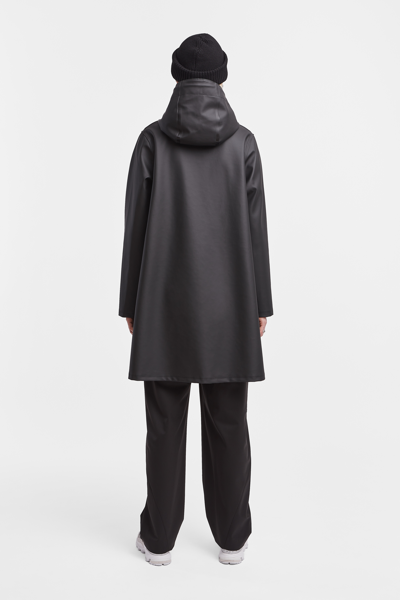 Stutterheim Mosebacke Raincoat In Black
