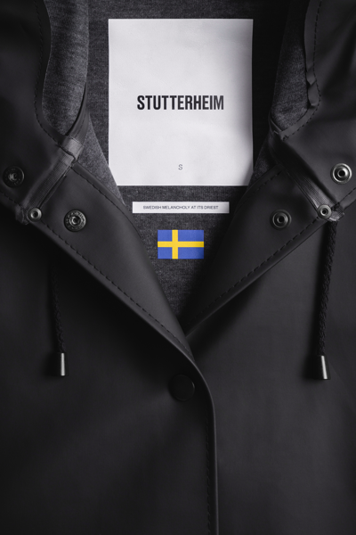 Stutterheim Mosebacke Raincoat In Black