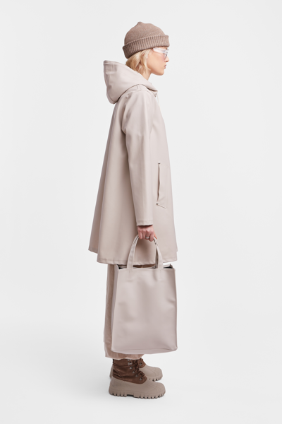 Stutterheim Mosebacke Raincoat In Light Sand