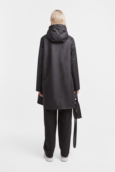 Shop Stutterheim Mosebacke Lightweight Raincoat In Black