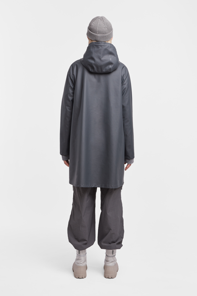Stutterheim Mosebacke Raincoat Jacket In Charcoal In Charcoal