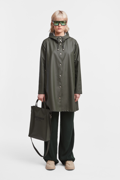 Shop Stutterheim Mosebacke Lightweight Raincoat In Green
