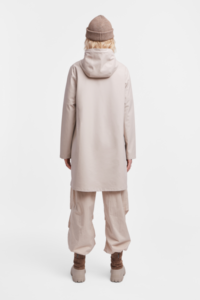 Stutterheim Mosebacke Lightweight Raincoat In Light Sand