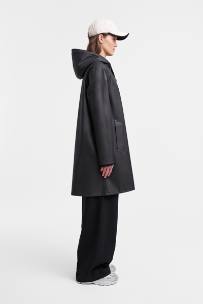 Shop Stutterheim Mosebacke Lightweight Zip Raincoat In Black