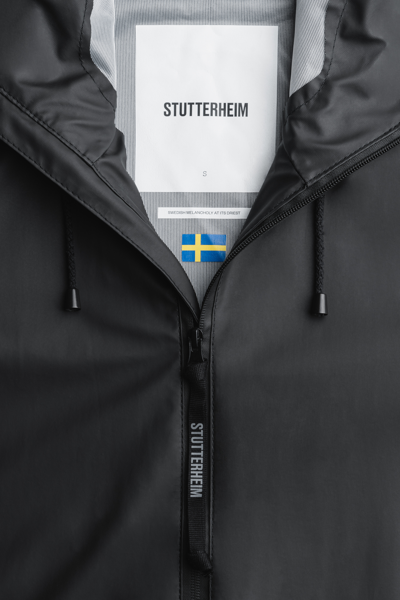 Stutterheim Mosebacke Lightweight Zip Raincoat In Black