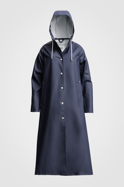 Stutterheim Mosebacke Long Print Raincoat In Navy