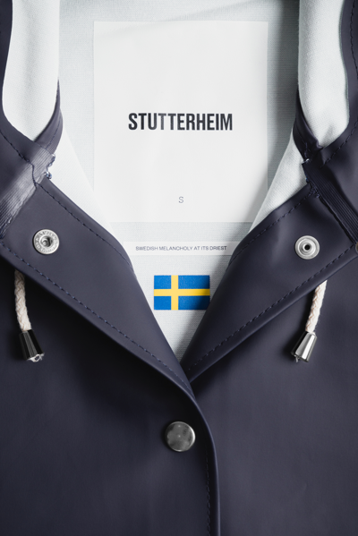 Stutterheim Mosebacke Raincoat In Navy