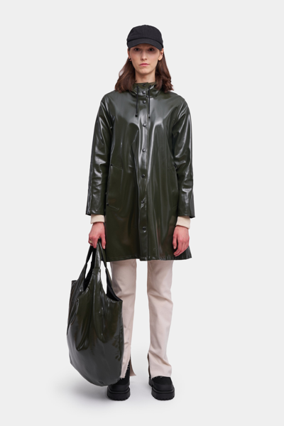 Shop Stutterheim Mosebacke Opal Raincoat In Green