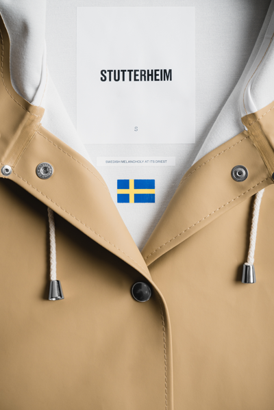 Stutterheim Mosebacke Raincoat In Sand