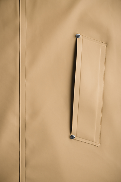 Stutterheim Mosebacke Raincoat In Sand