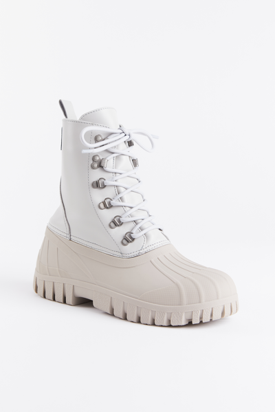 Stutterheim Patrol Boot Leather In Ivory