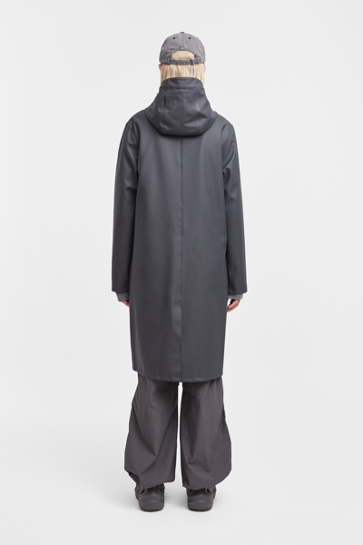 Stutterheim Stockholm Long Raincoat In Charcoal