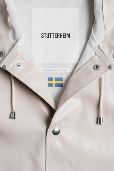 Stutterheim Stockholm Raincoat Coconut In Light Sand