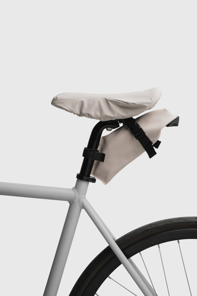 Stutterheim Seat Bag In Light Sand