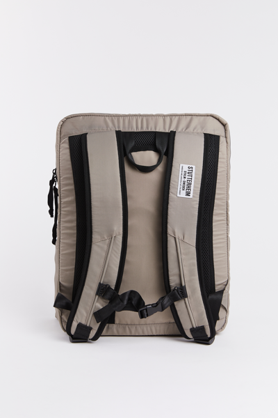 Stutterheim Utility Day 9l Backpack In Potato