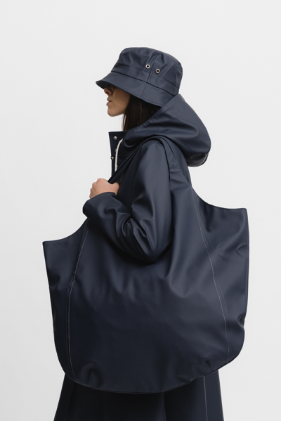 Shop Stutterheim Svea Bag In Navy