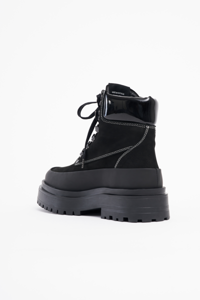 Stutterheim Road Walker Nubuck In Black