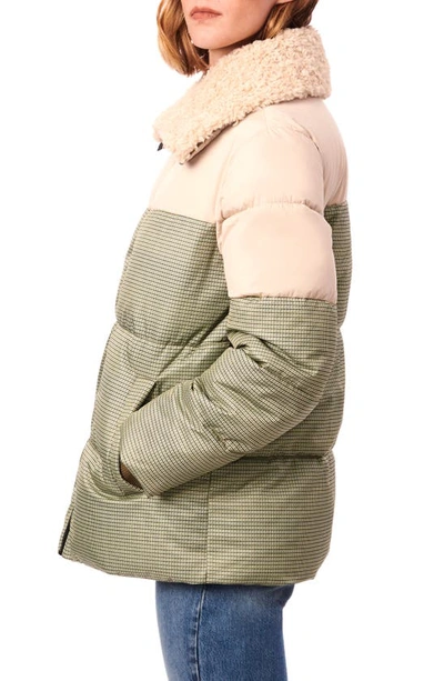 Bernardo Mixed Media Faux Fur Trim Puffer Jacket In Green Moonglow