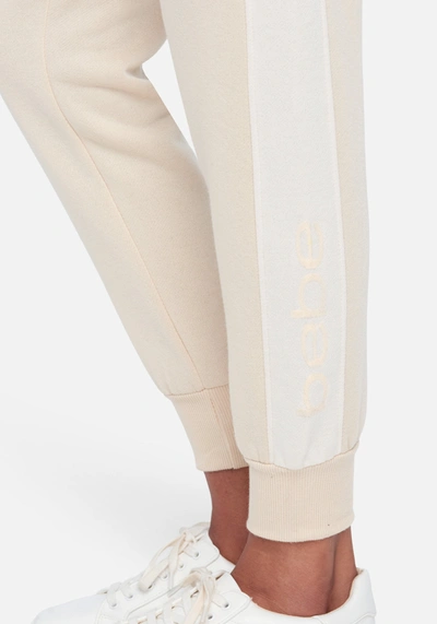 Bebe Contrast Side Insert Jogger In Ivory